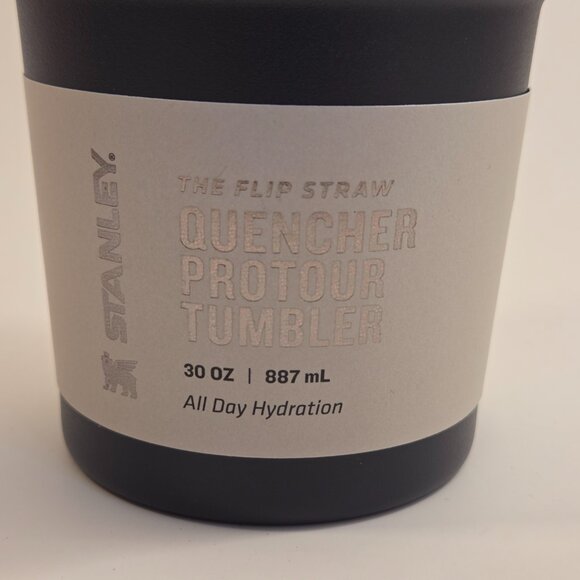 Stanley Flip Straw Quencher Pro Tour 30oz – Navy – New - Picture 3 of 6